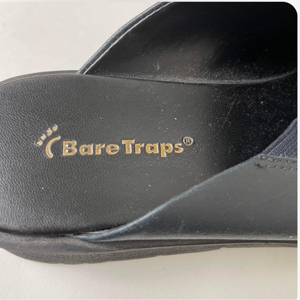 Bare Traps Navy Slip-on Leather Loafers, Women’s Size 8.5 - Picture 7 of 9